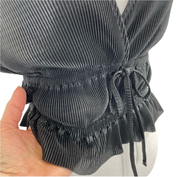 Zara Micro Pleated Top Large Black - Picture 8 of 9